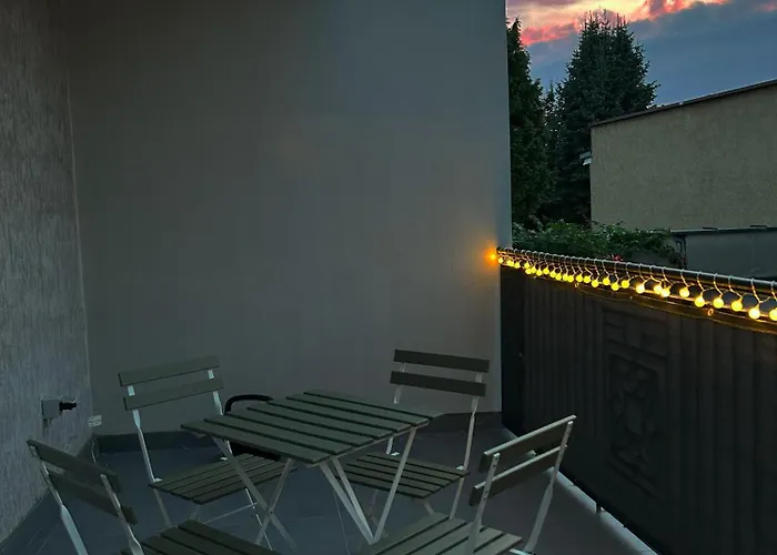 Fantastays - Pine Apartamento Breslavia